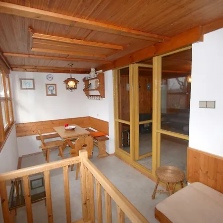 Semesterbostad Holiday In 37203 Pnovany